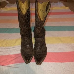 Brown ladies corral western boots